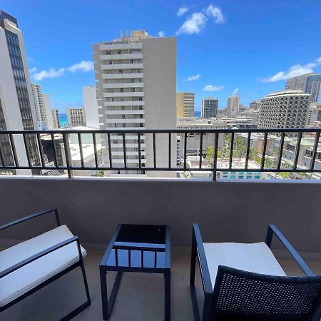 1508- Heart Of Waikiki With Kitchen-Free Parking-King Bed-Corner Unit Apartment โฮโนลูลู ภายนอก รูปภาพ