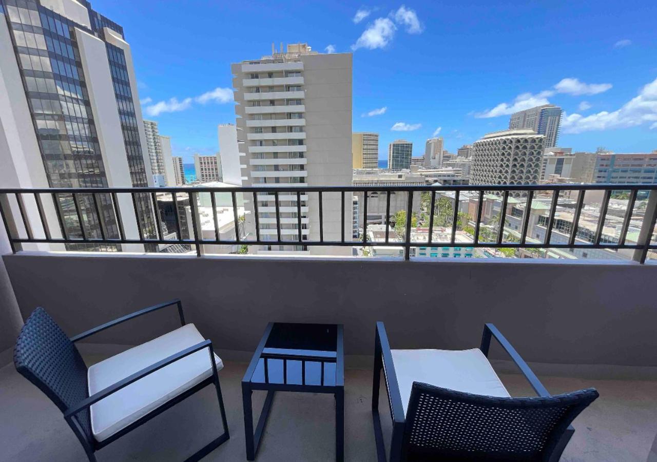1508- Heart Of Waikiki With Kitchen-Free Parking-King Bed-Corner Unit Apartment โฮโนลูลู ภายนอก รูปภาพ